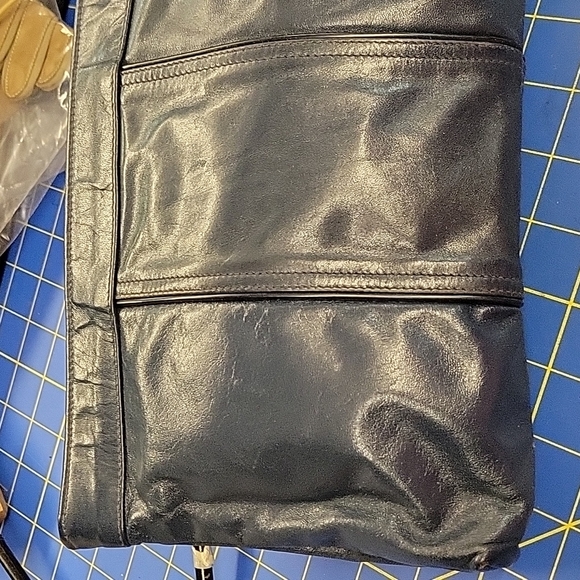 Dove Vintage Zipper Clutch Purse Dark Blue Leather 13 x 7 x 1 - Picture 2 of 9